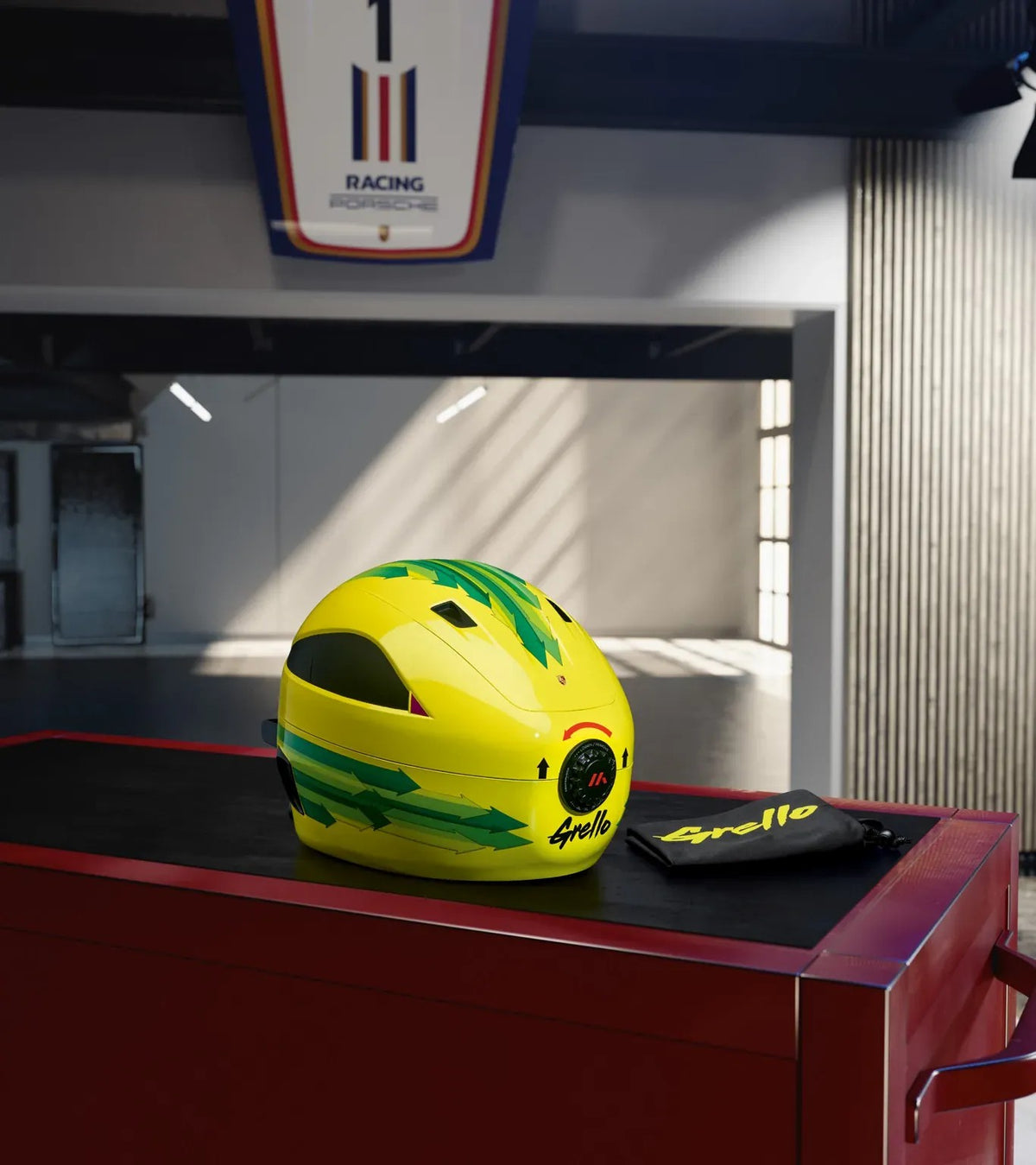 Porsche Design Smart Buy | Porsche Helmet case in "Grello" design