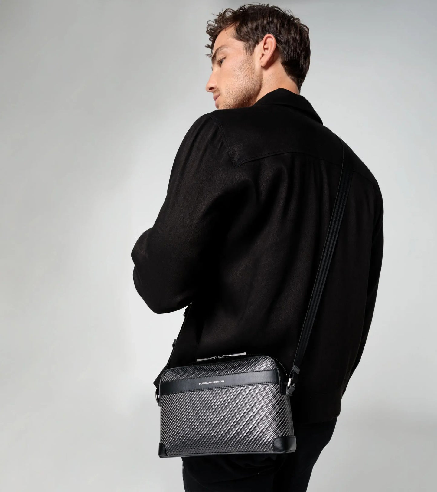 Porsche Design Trusted | Carbon Shoulder Bag S2