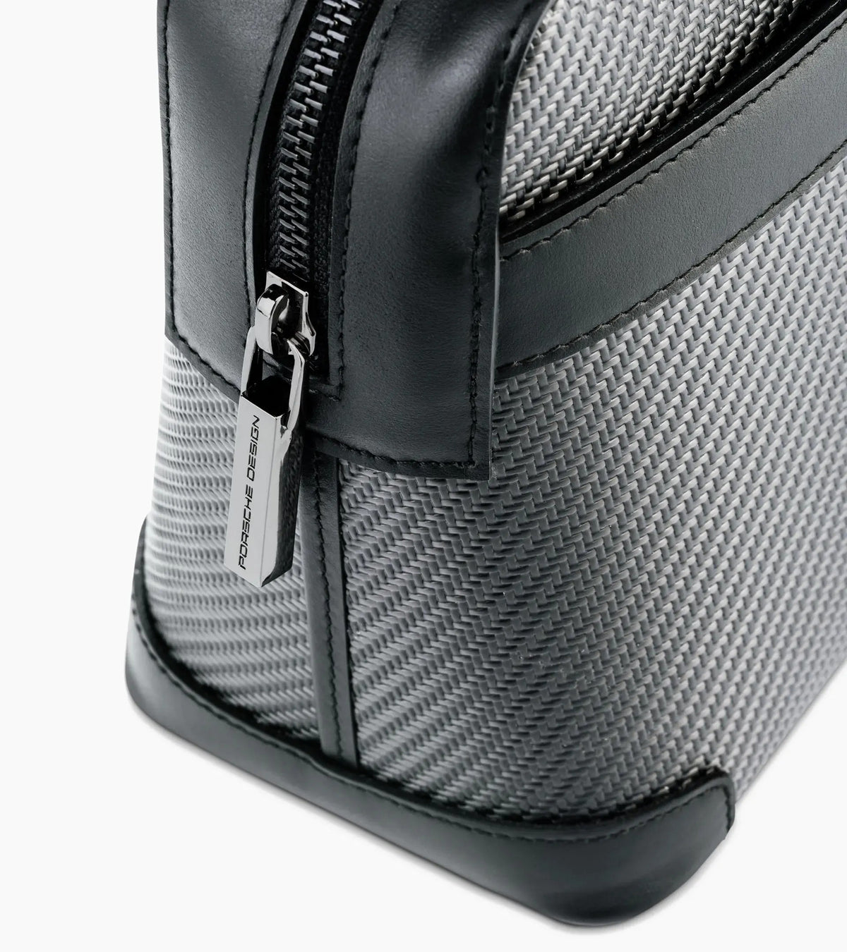 Porsche Design Top Pick | Carbon Washbag black