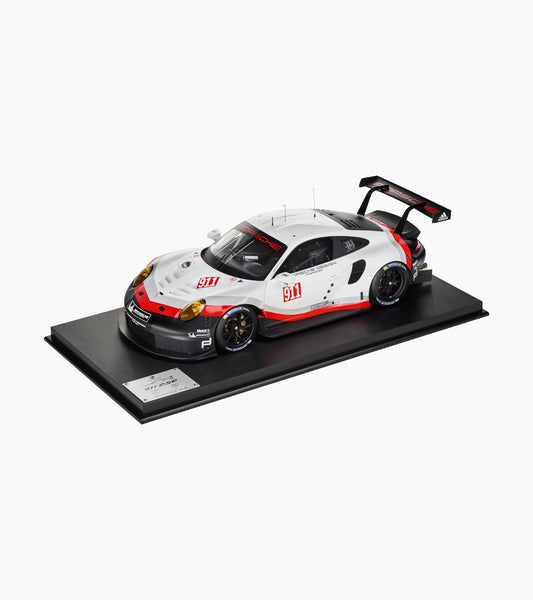 Porsche Design Everyday | 911 RSR 2017