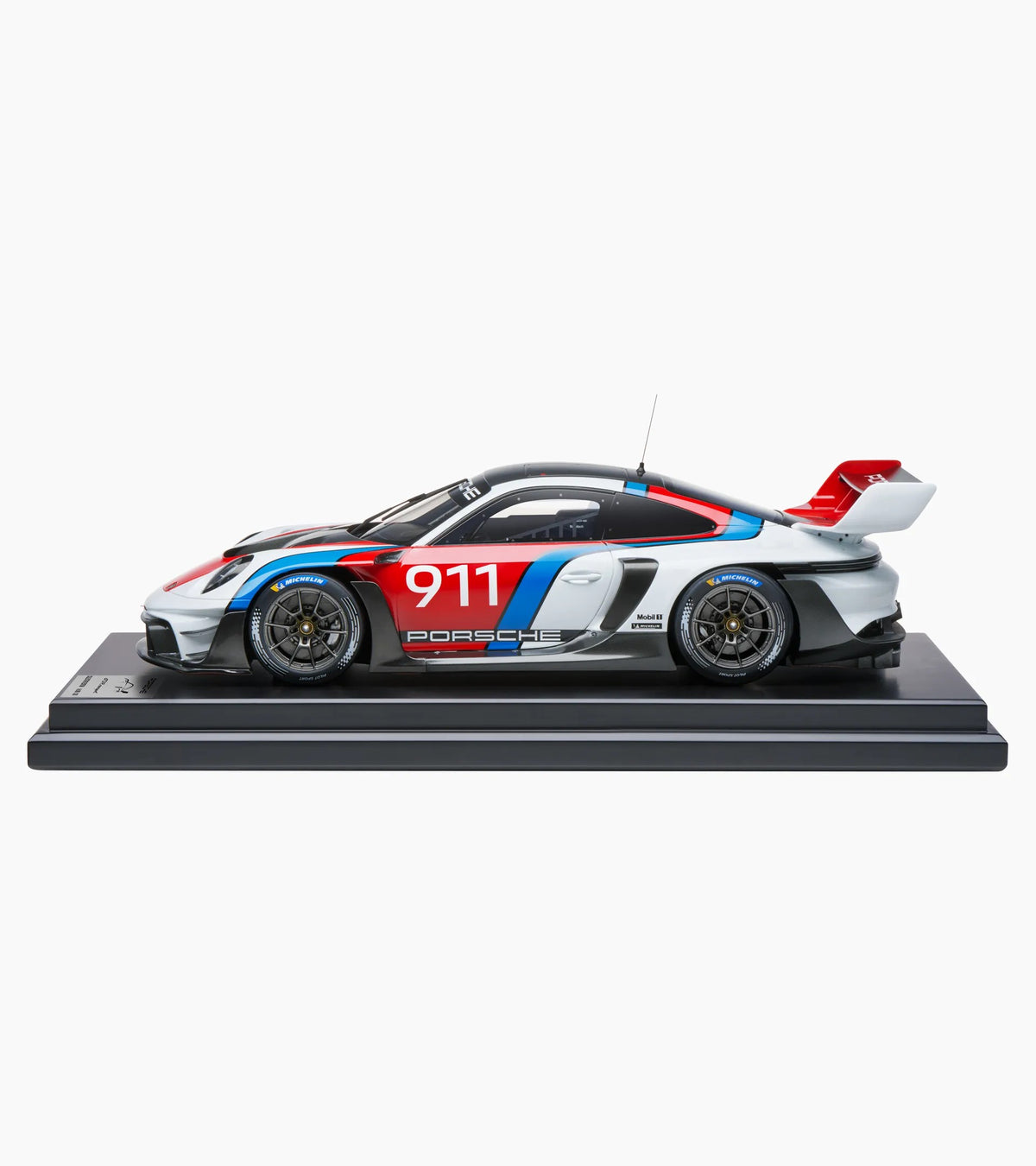 Porsche Design Trusted | Porsche 911 GT3 R rennsport – Limited Edition