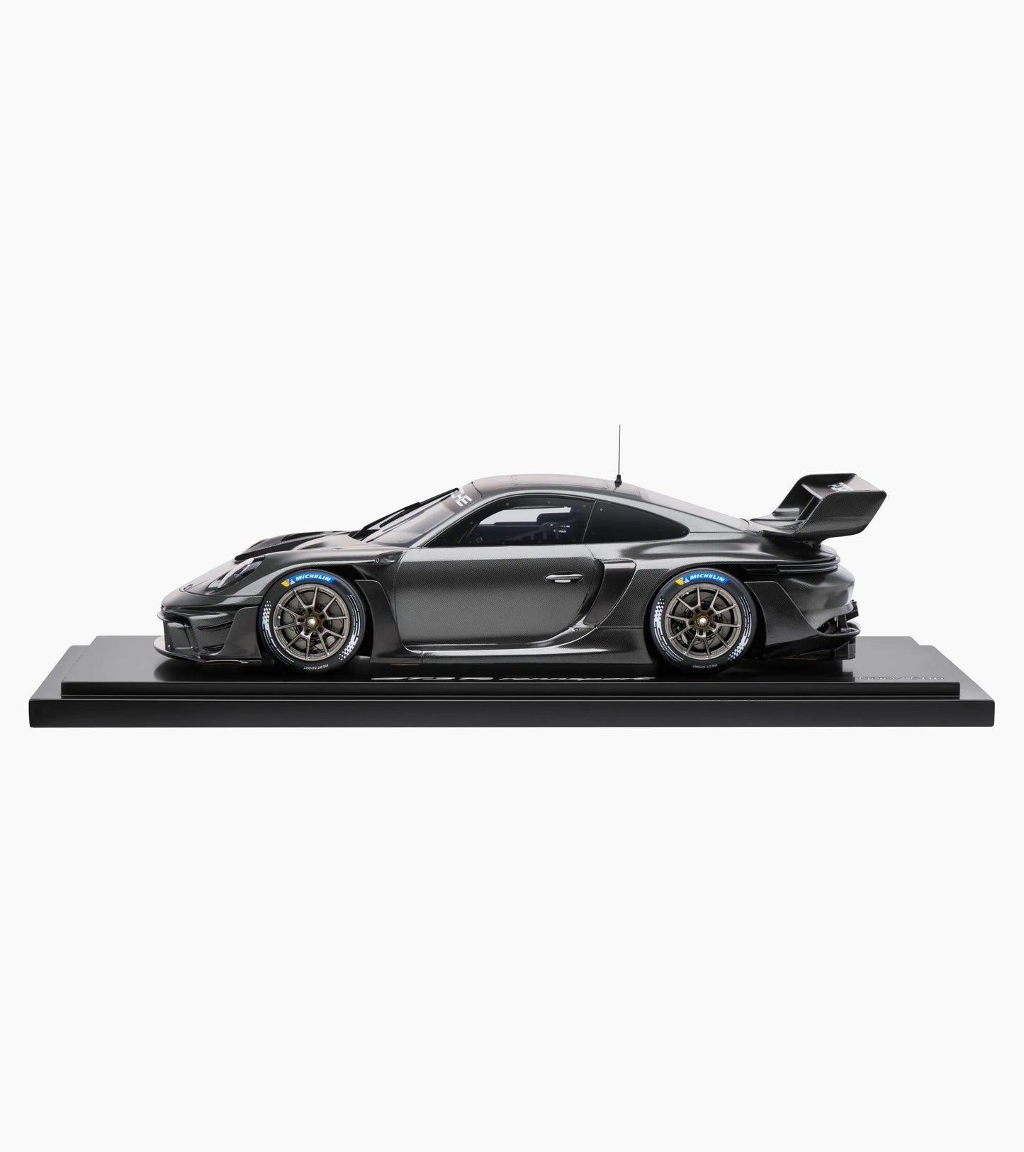 Porsche Design Latest | Porsche 911 GT3 R rennsport – Limited Edition