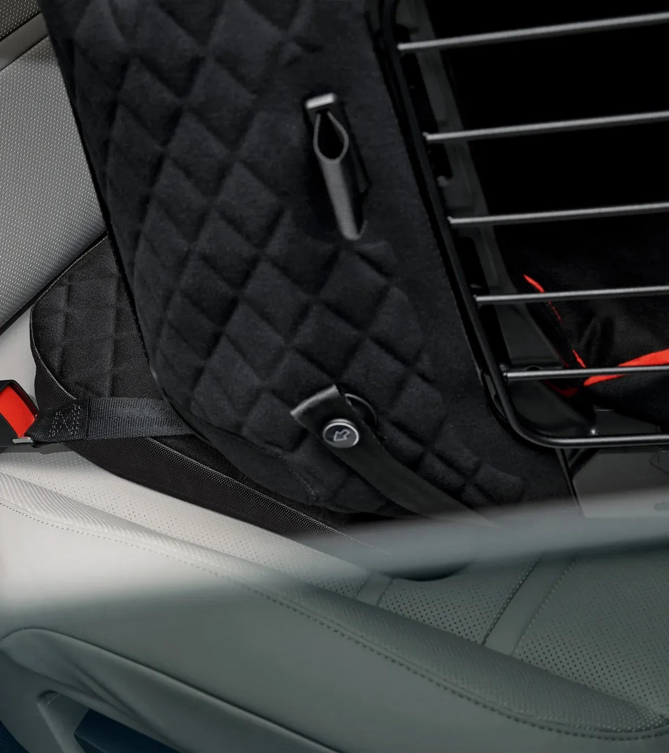 Porsche Design Everyday | Porsche Dog Transport Crate