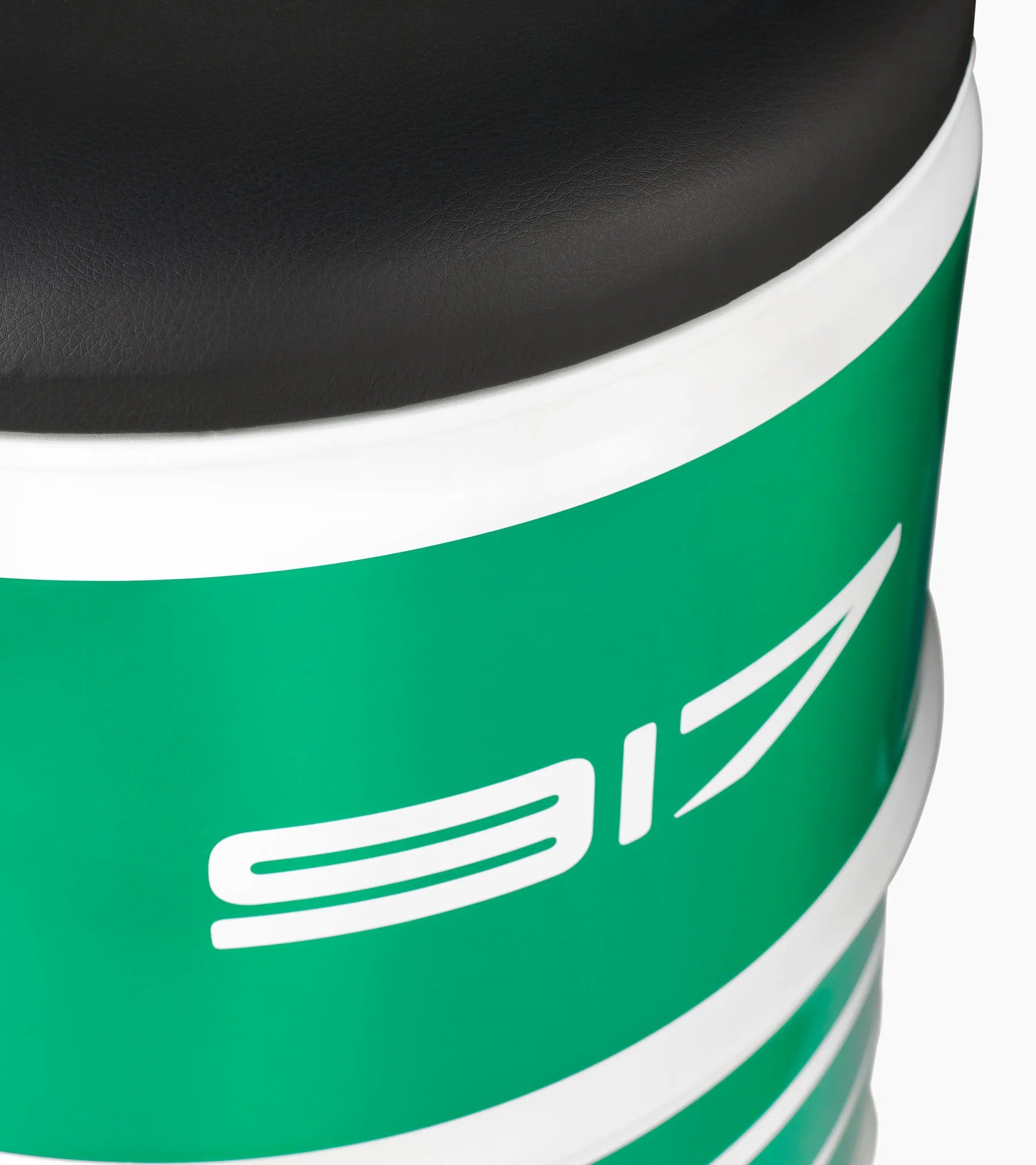 Porsche Design Everyday | Barrel seat – racing