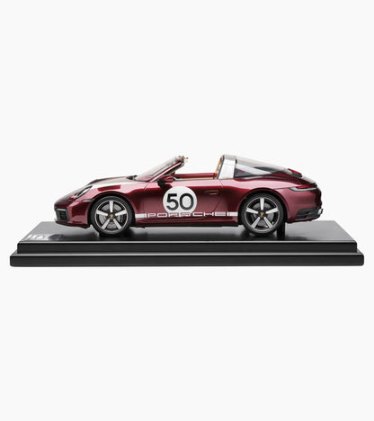 Porsche Design Everyday | Porsche 911 Targa 4S Heritage Design Edition (992) – Ltd.