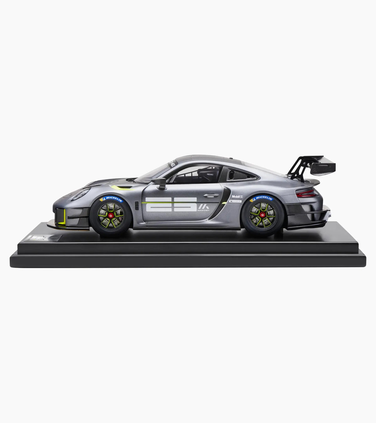 Porsche Design Quality | Porsche 911 GT2 RS Clubsport 25 – Ltd.