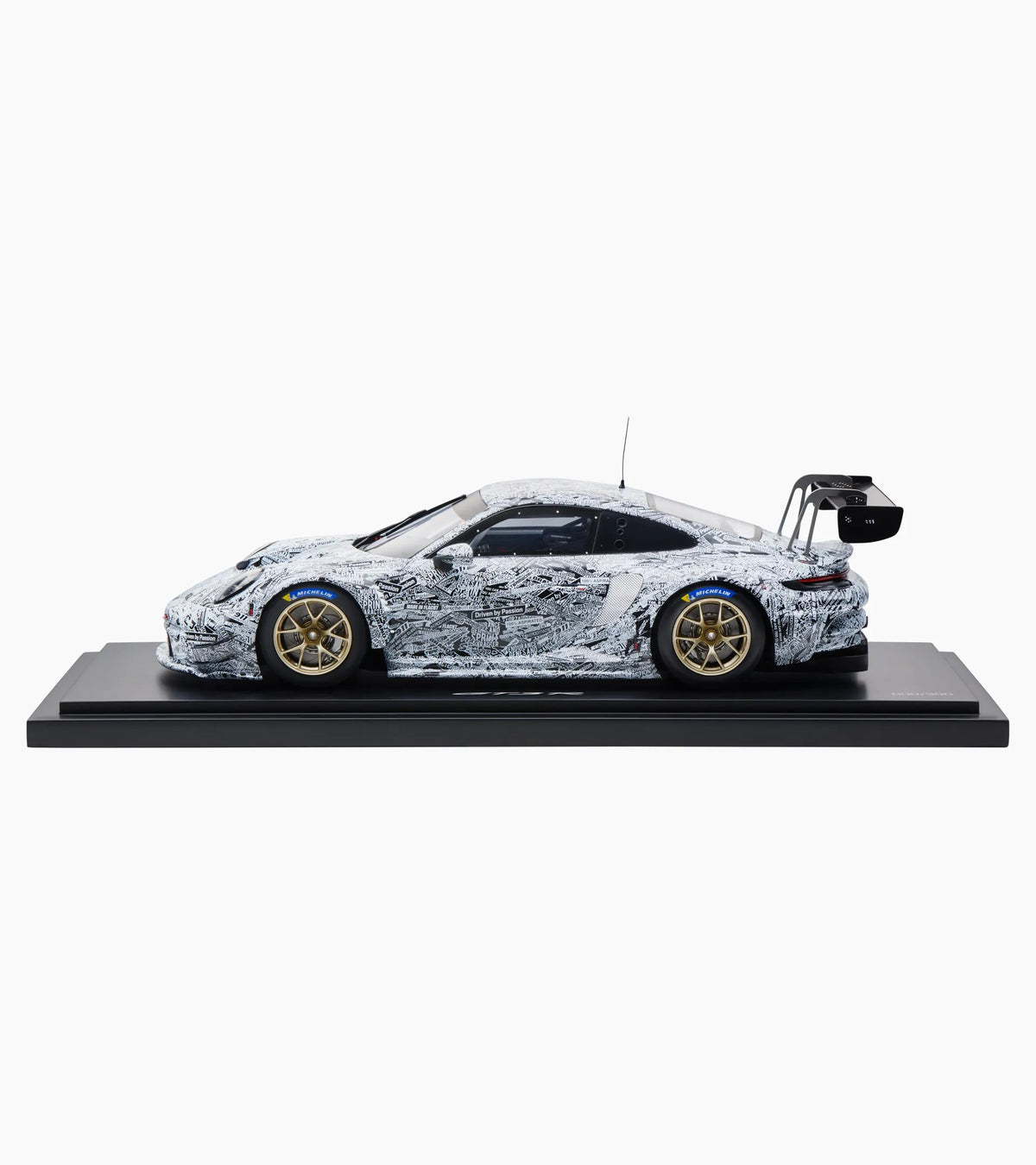 Porsche Design Quality | Porsche 911 GT3 R (992) - Ltd.