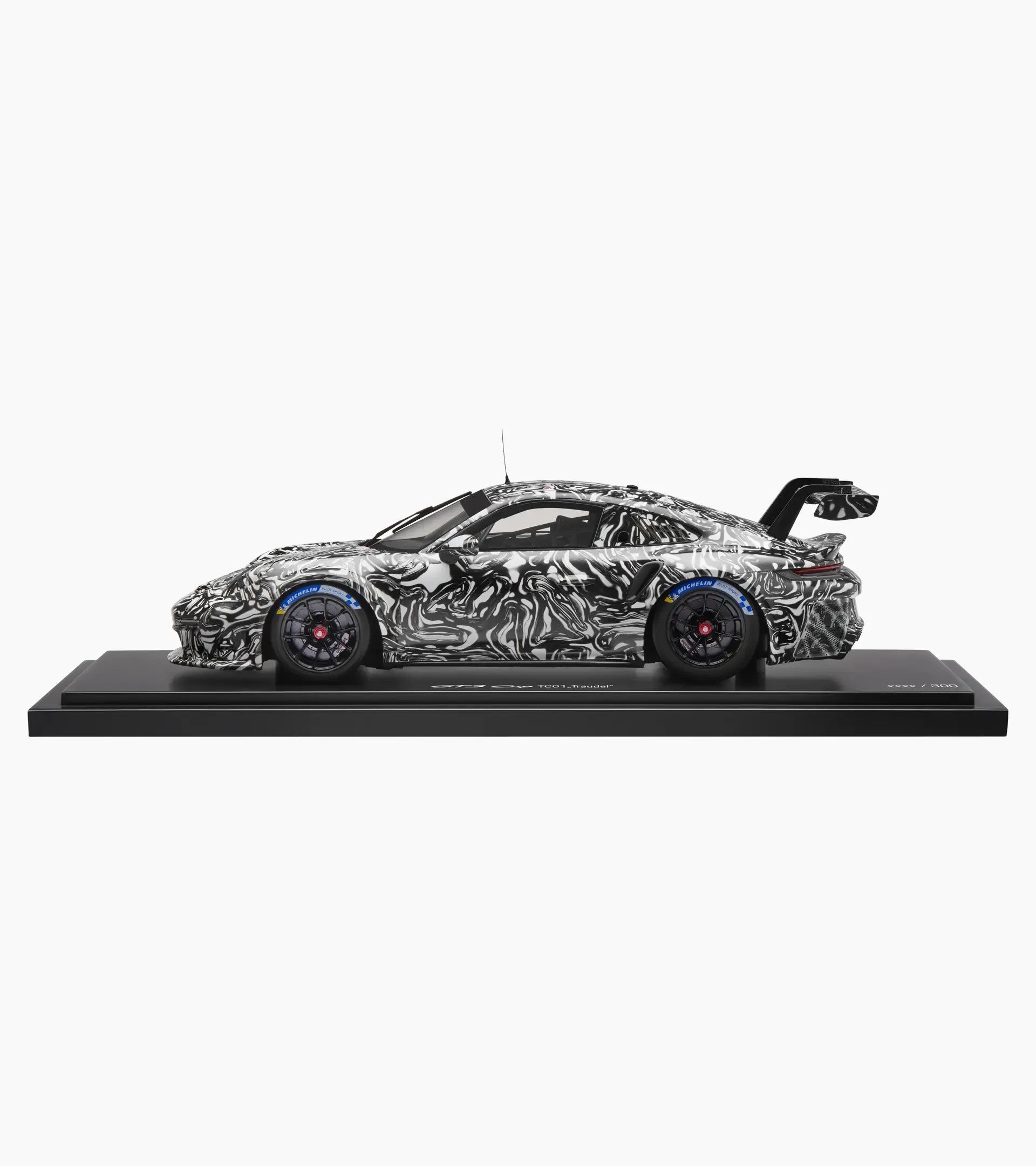 Porsche Design Top Pick | Porsche 911 GT3 Cup (992) – Limited edition